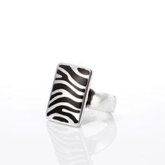 ZEBRA -Out of Africa　　Ring(Large)　Black