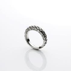 Silver Python Snake 　Ring