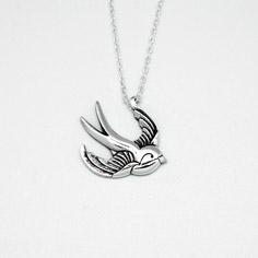 The Swallow 　Necklace　(Boy)